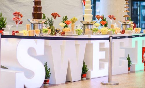 swiecacy-napis-sweet-love-swidnica